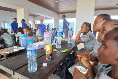 633976846_122205340466358452_5784331817104138272_n